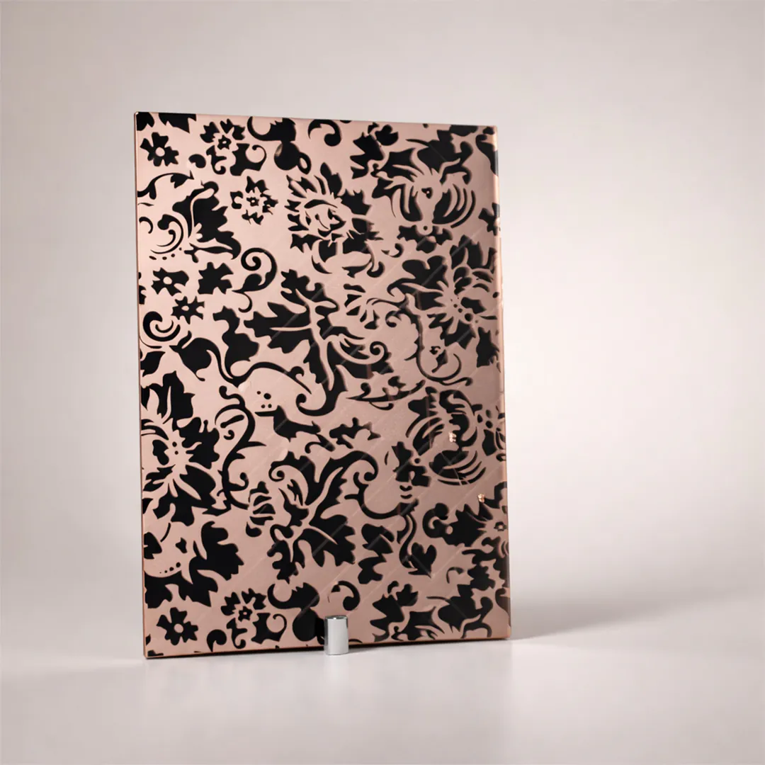 Фото зеркало узорчатое модель Азалия цвет бронзовое